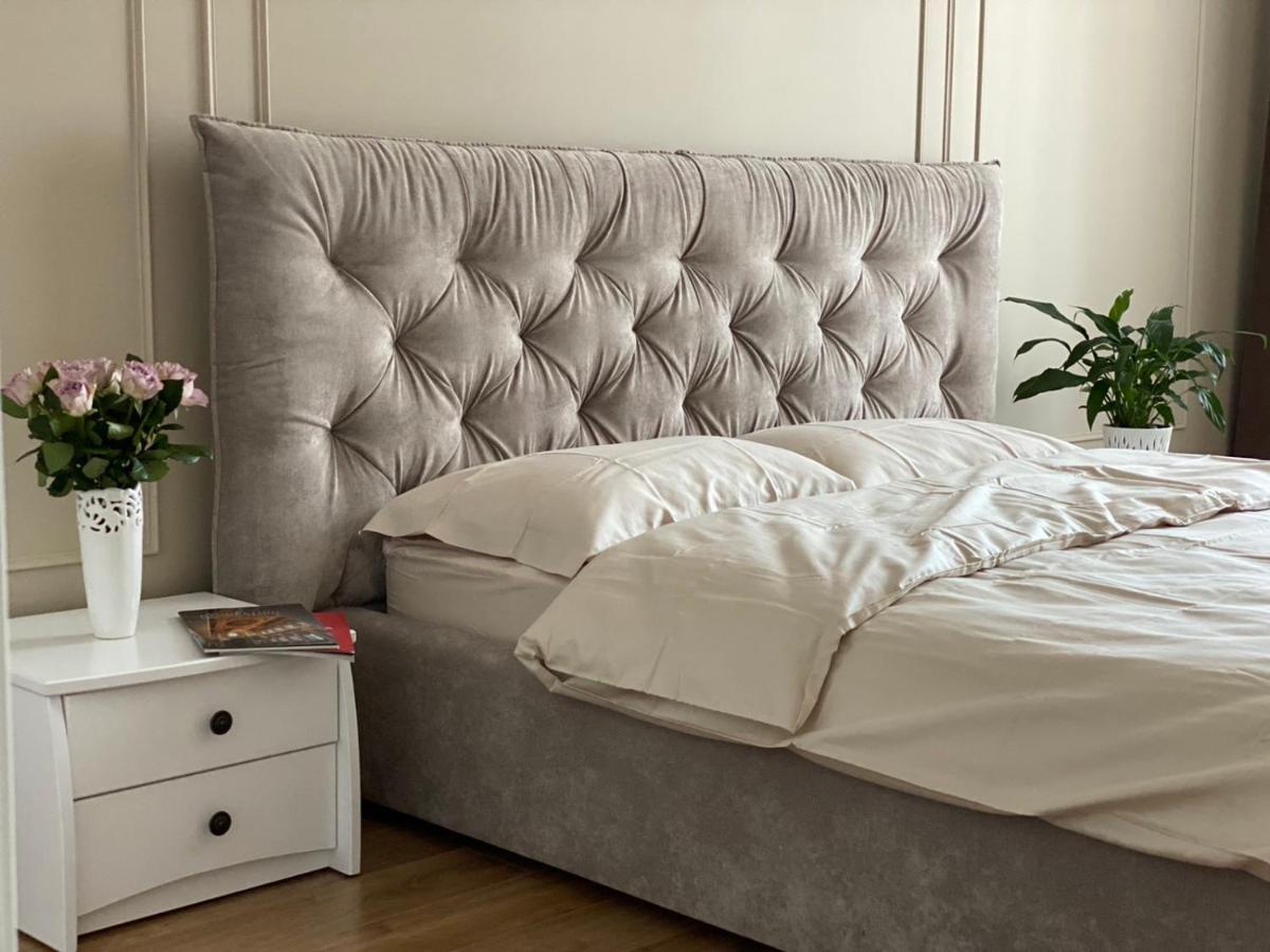 Luxury Apartment Near Metro Station Osokorky Kiev Bagian luar foto