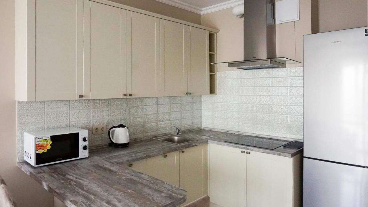 Luxury Apartment Near Metro Station Osokorky Kiev Bagian luar foto