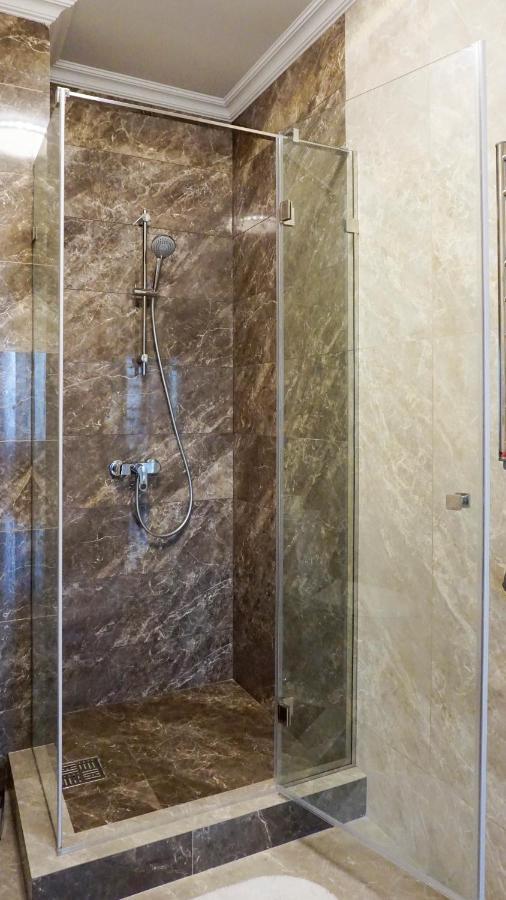 Luxury Apartment Near Metro Station Osokorky Kiev Bagian luar foto
